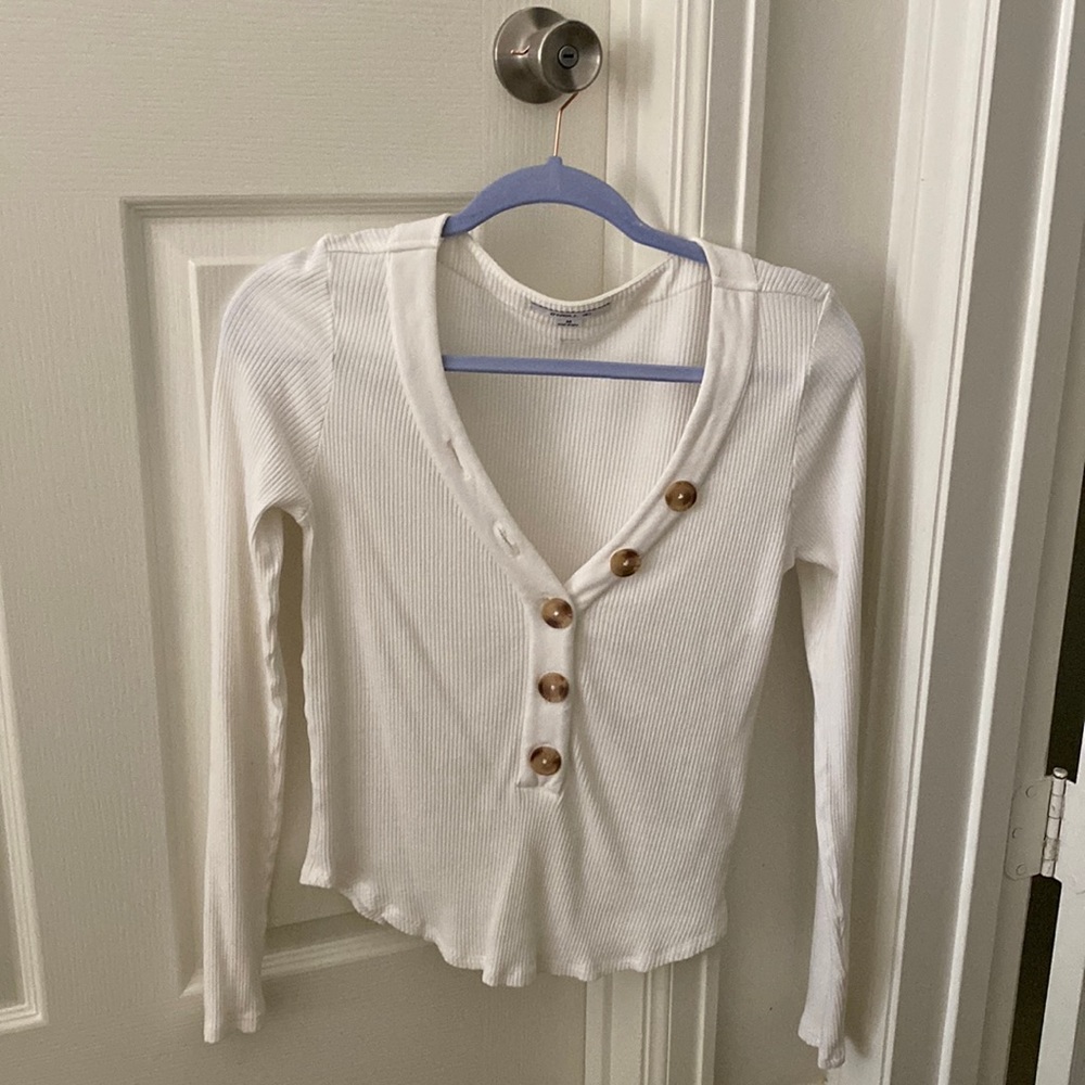 O’Neill button up top